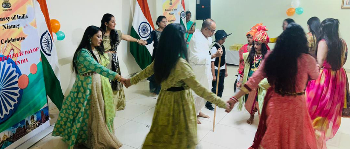 Embassy of India Niamey celebrated 76th Republic Day of India with active participation of diaspora members at its premises